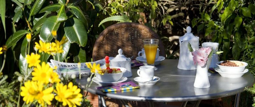 Hotel des Artistes - Terrace Hotel des Artistes - Terrace